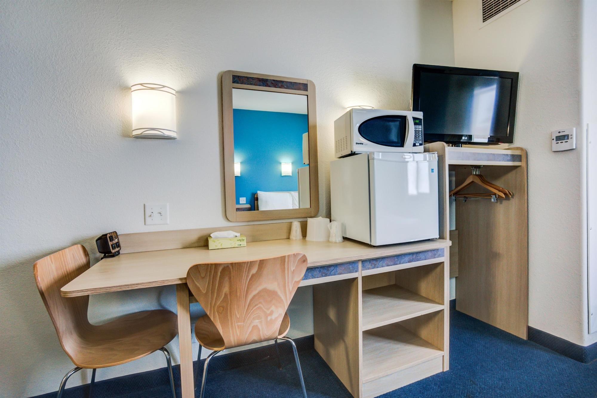 Motel 6-Red Deer, Ab Exteriör bild
