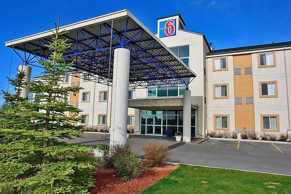 Motel 6-Red Deer, Ab Exteriör bild